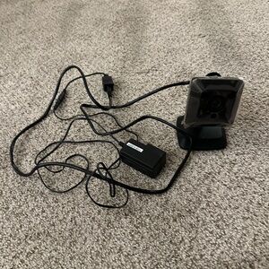 Sercomm ICamera2 Indoor Security Camera With Cable & Mount